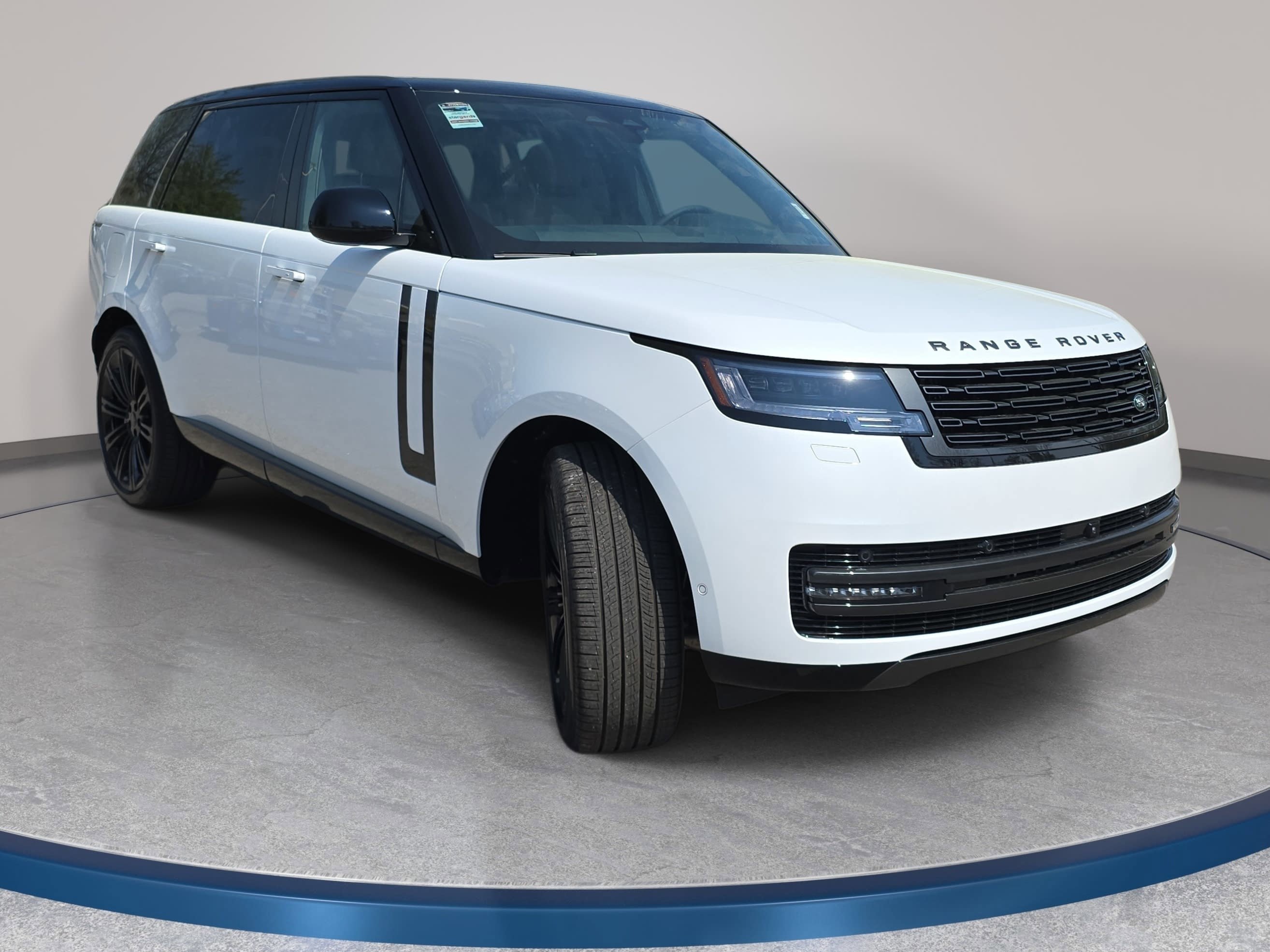 New 2026 Land Rover Range Rover Long Wheelbase SE AWD/4WD image 3