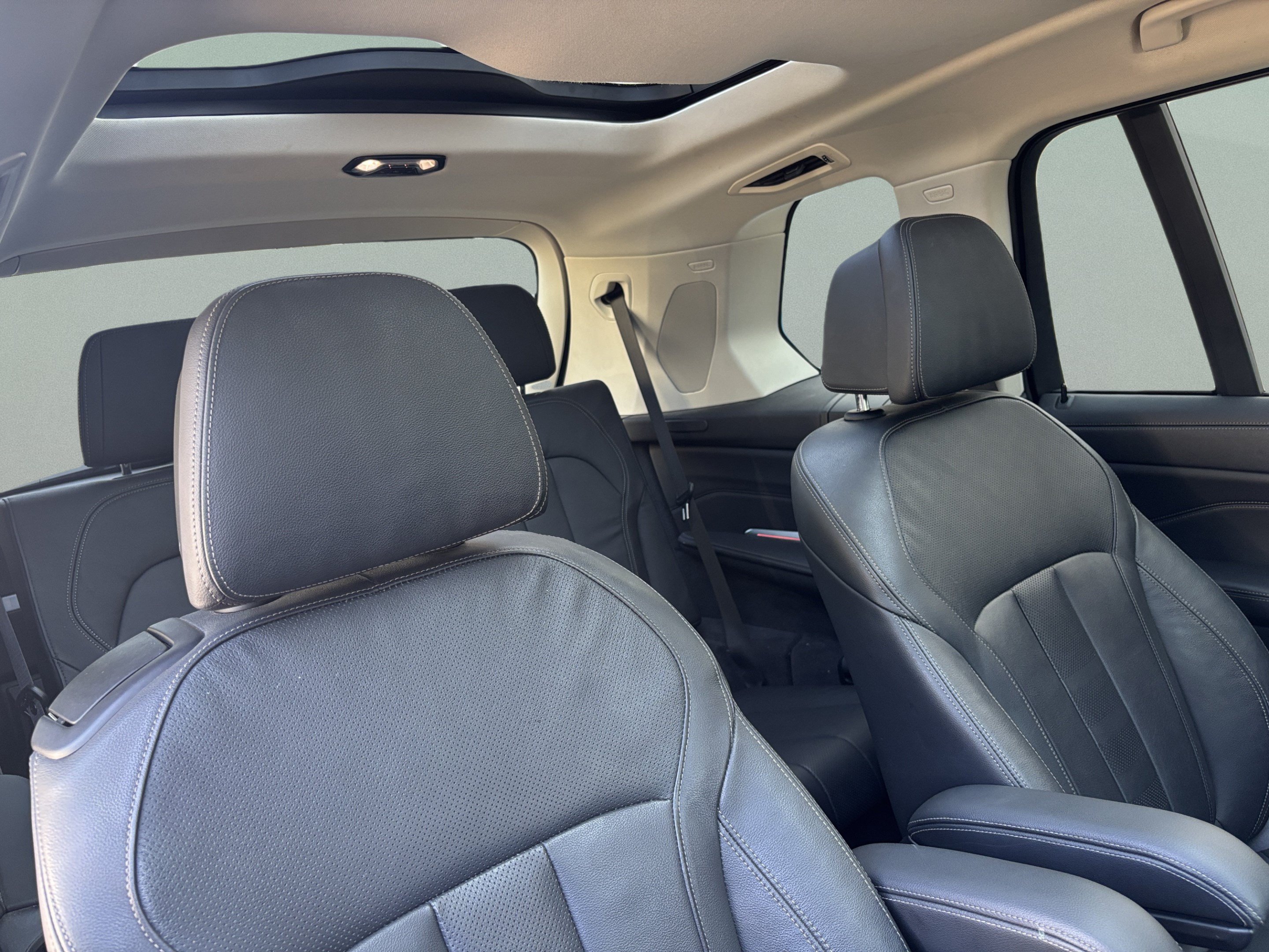 Used 2019 BMW X7 xDrive50i w/ Premium Package AWD/4WD image 30