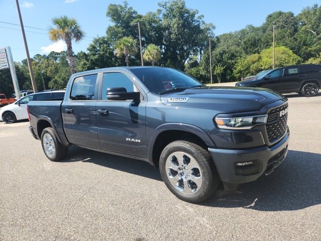 New 2026 RAM 1500 4x4 Crew Cab image 2