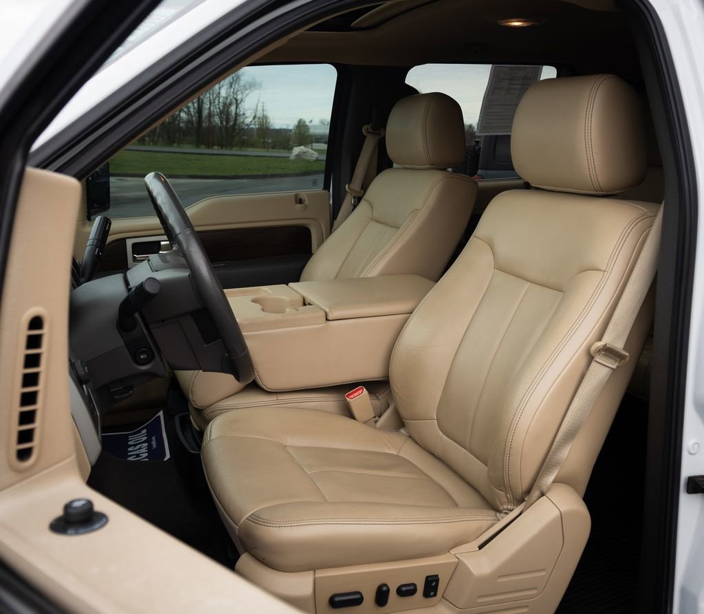 Used 2012 Ford F150 Lariat w/ Lariat Chrome Pkg image 24