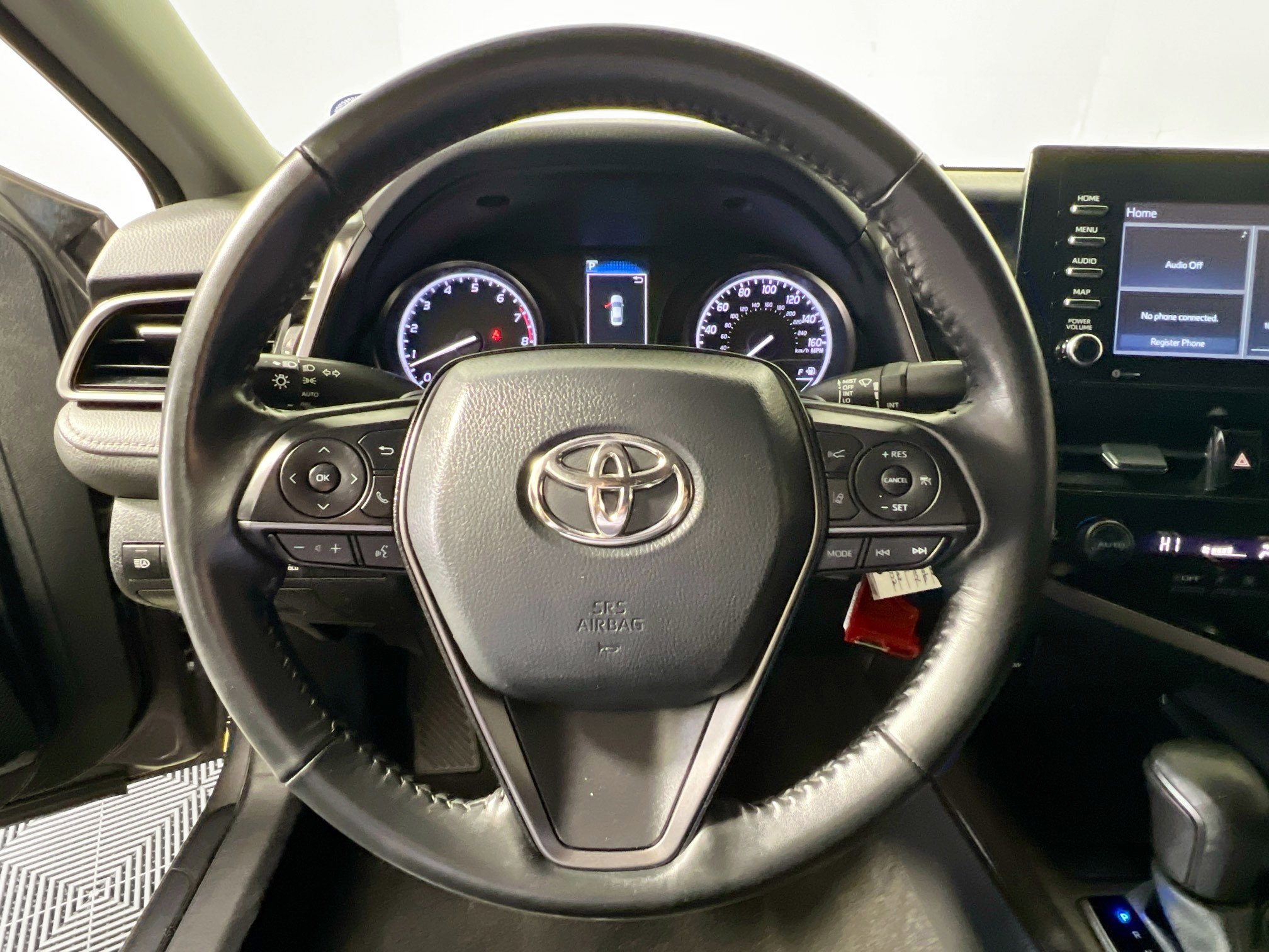 Used 2023 Toyota Camry SE image 17