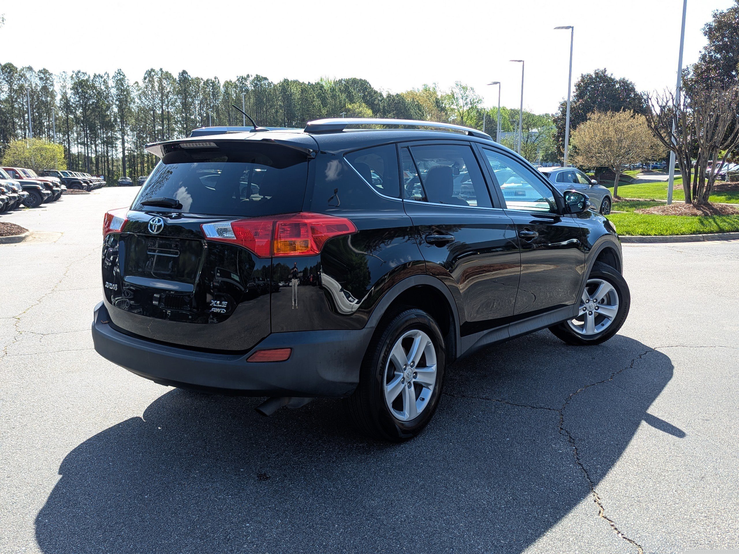 Used 2014 Toyota RAV4 XLE image 5