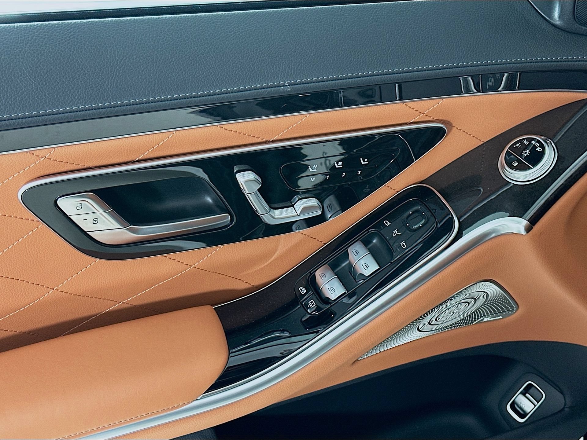 New 2026 Mercedes-Benz S 580 4MATIC Sedan image 19