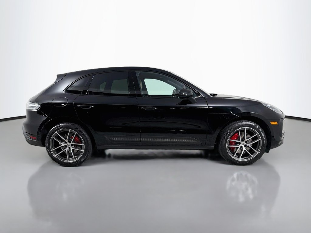 Used 2023 Porsche Macan S AWD/4WD image 4