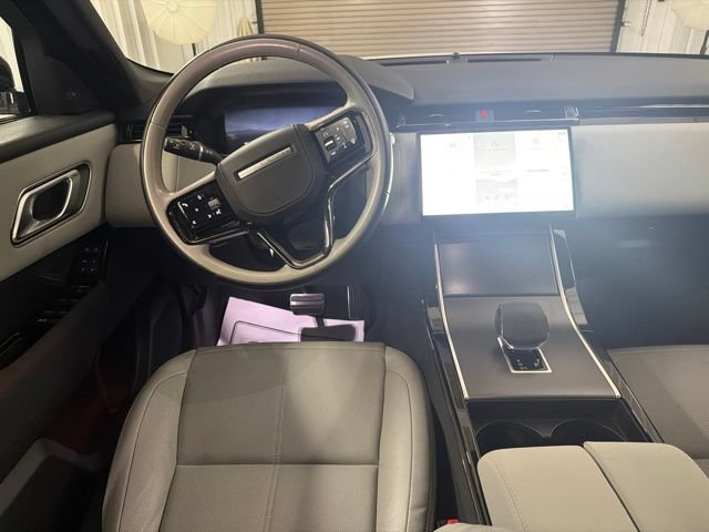 Used 2024 Land Rover Range Rover Velar Dynamic SE AWD/4WD image 15
