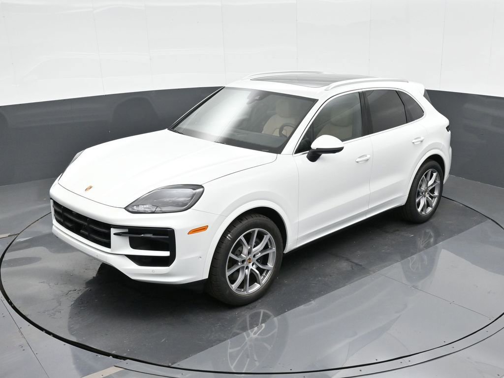 New 2025 Porsche Cayenne image 26