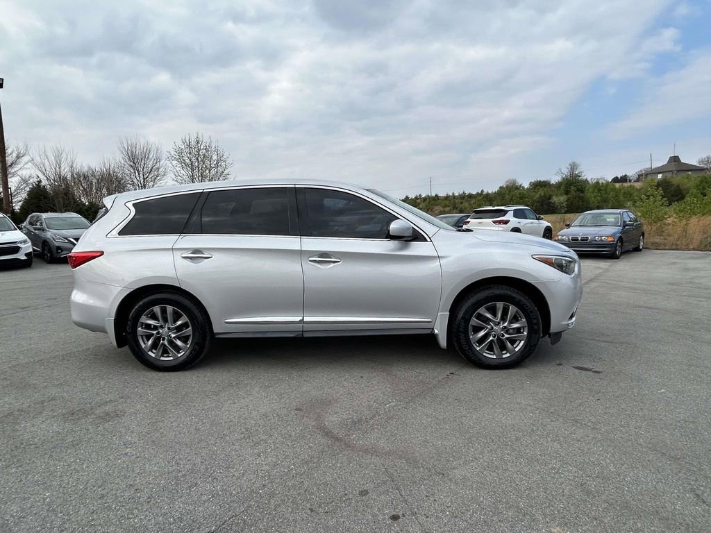 Used 2015 INFINITI QX60 FWD w/ Premium Package image 2