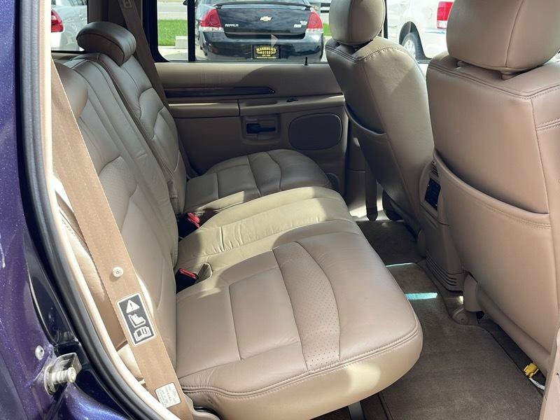 Used 2000 Ford Explorer Limited AWD/4WD image 41