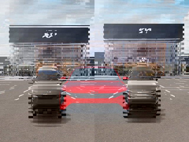 New 2026 Kia K4 LXS image 2