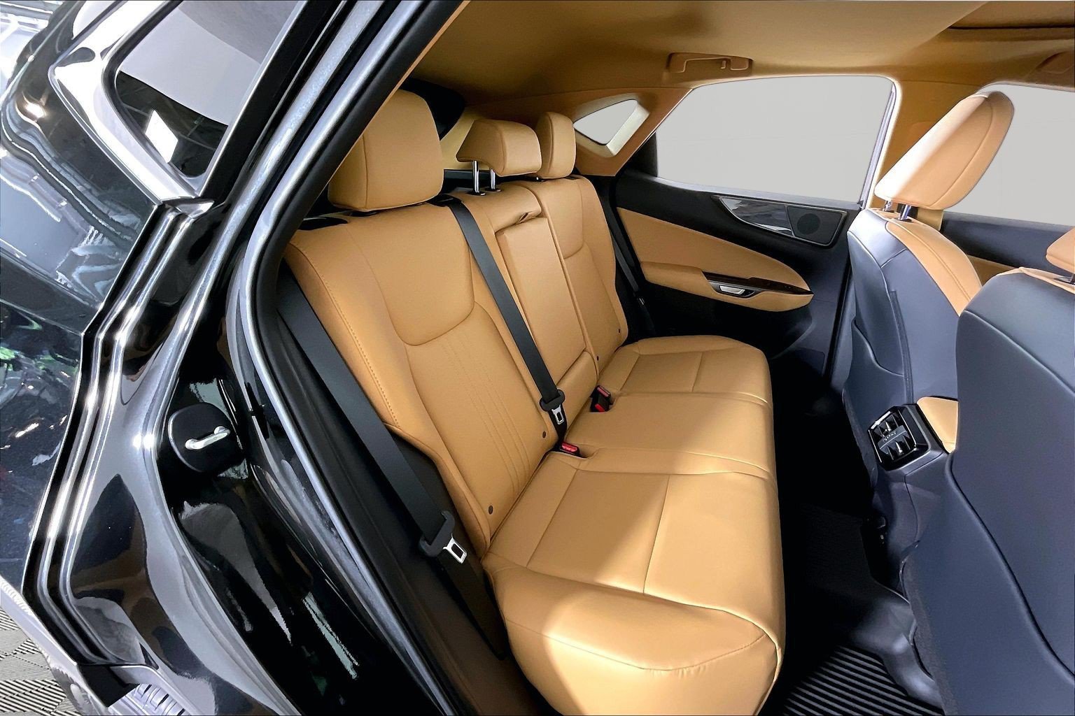 Used 2024 Lexus NX 350 AWD w/ Cold Area Package image 25