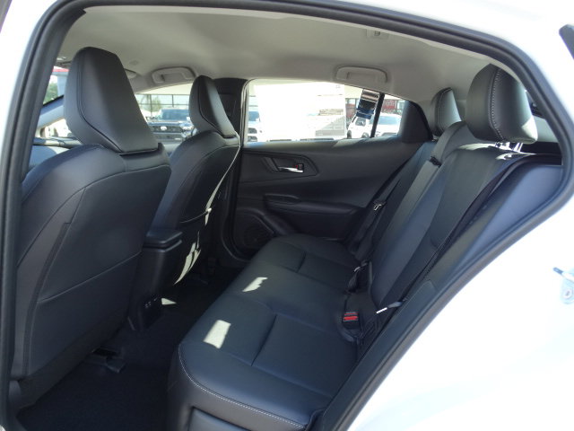 New 2026 Toyota Prius Plug-In Hybrid FWD image 13