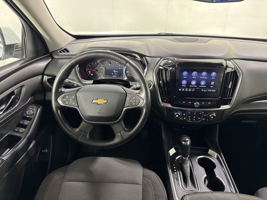 Used 2020 Chevrolet Traverse LT w/ Driver Confidence II Package image 17