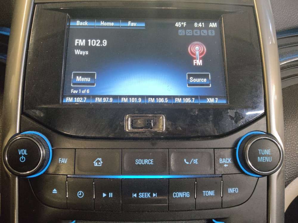 Used 2015 Chevrolet Malibu LT w/ Power Convenience Package FWD image 25