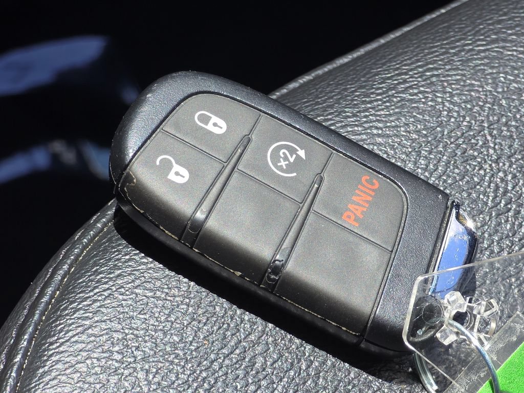 Used 2025 Jeep Compass Limited AWD/4WD image 21