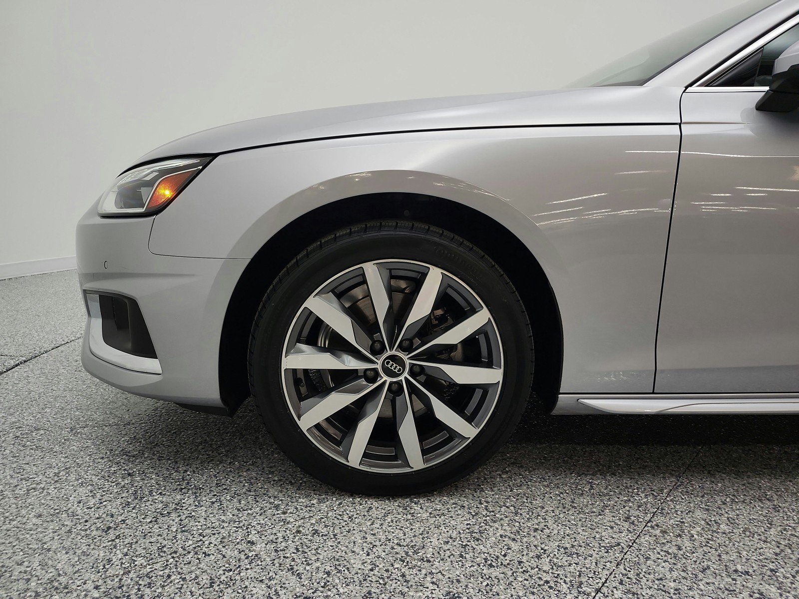 Used 2023 Audi A4 2.0T Premium w/ Convenience Package AWD/4WD image 22
