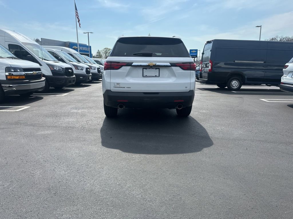 Used 2023 Chevrolet Traverse LT AWD/4WD image 5