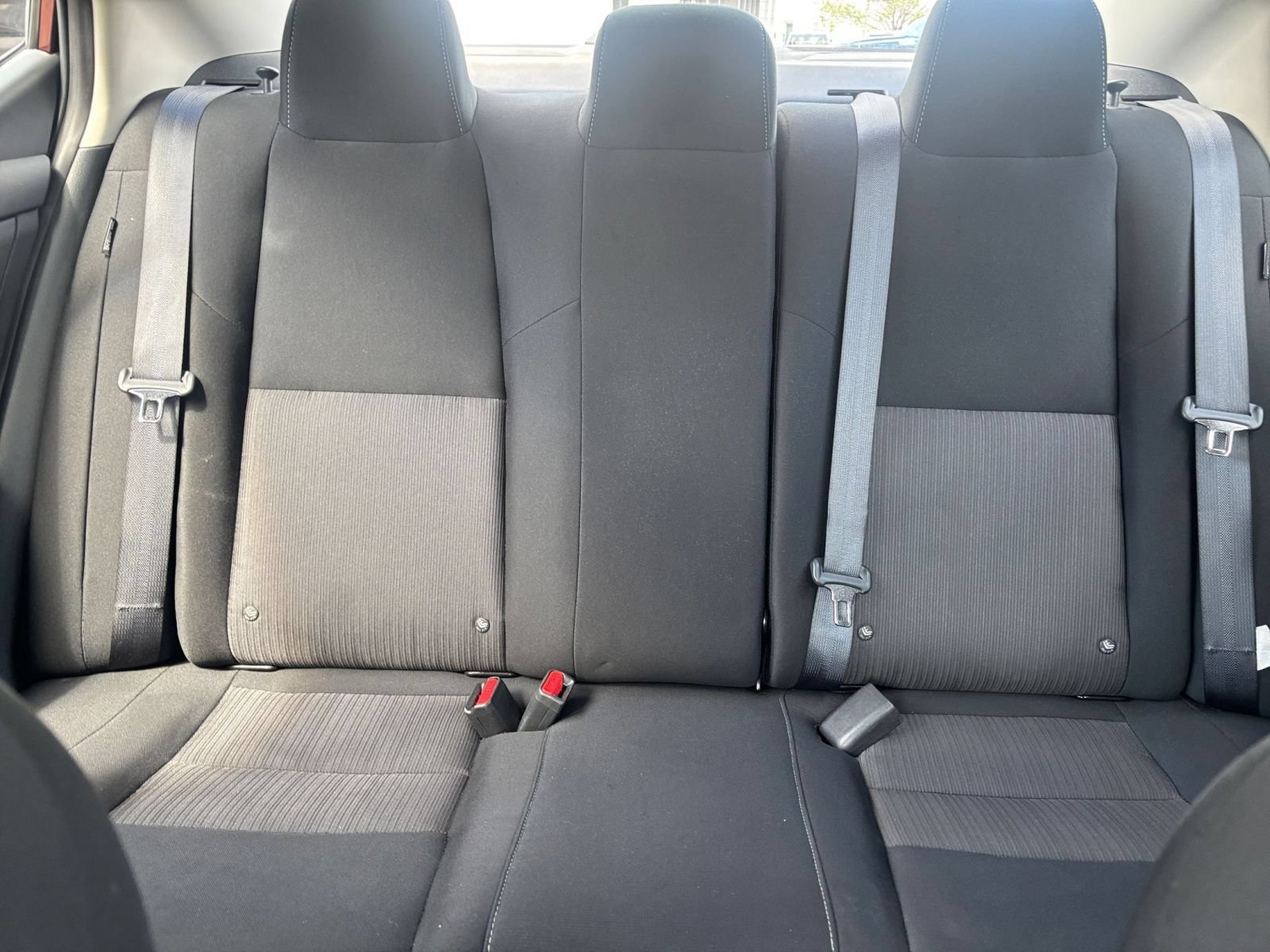 Used 2025 Nissan Sentra SV FWD image 36