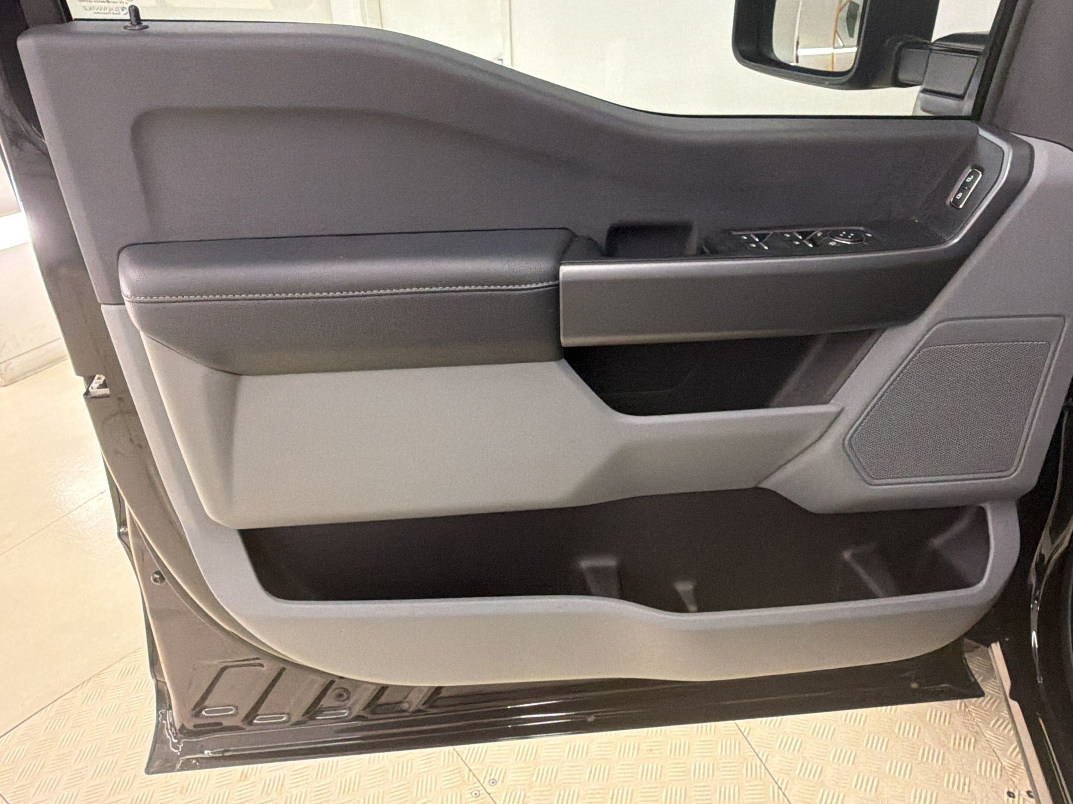 New 2026 Ford F250 XL w/ STX Appearance Package AWD/4WD image 22