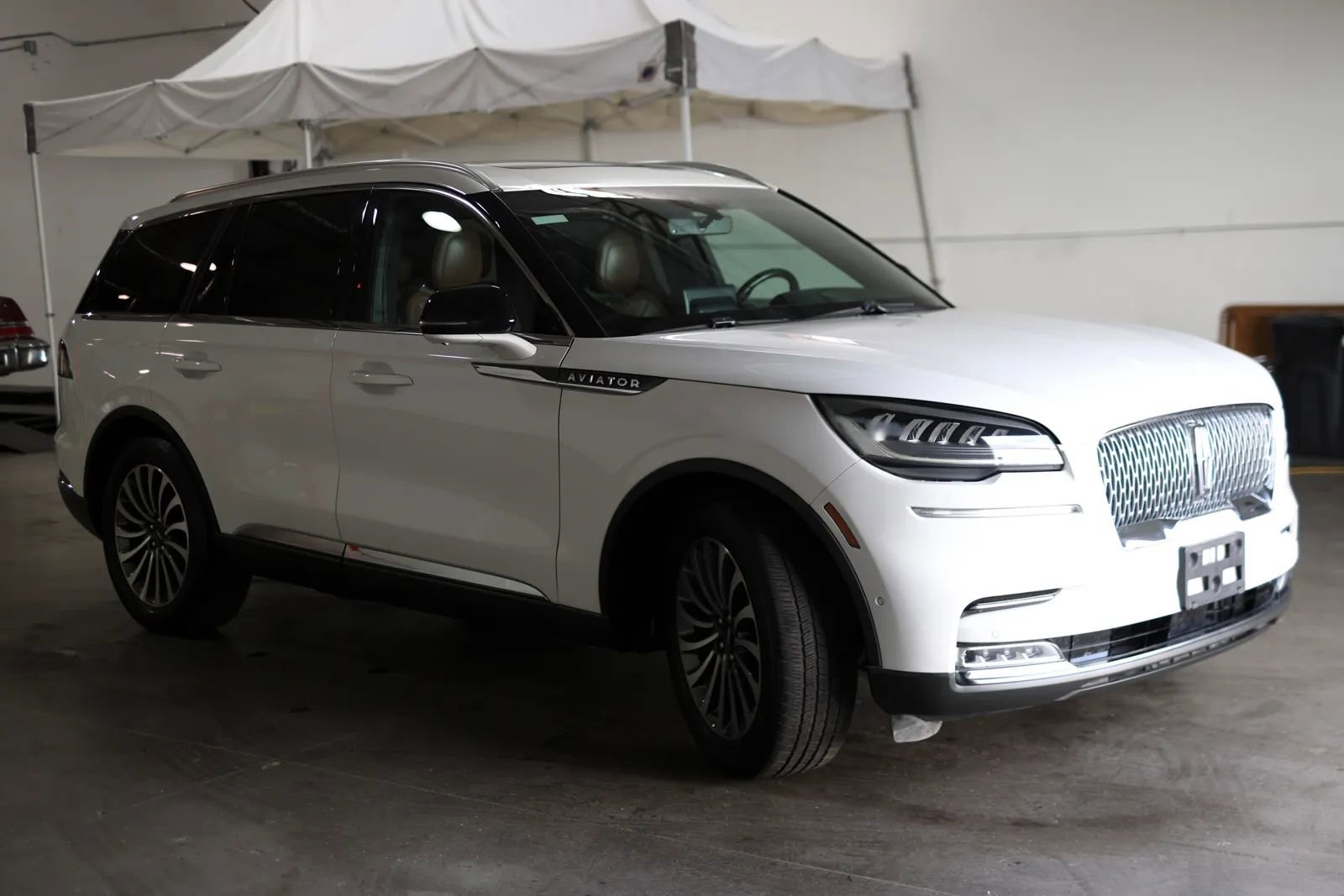 Used 2020 Lincoln Aviator Reserve w/ Equipment Group 201A image 8