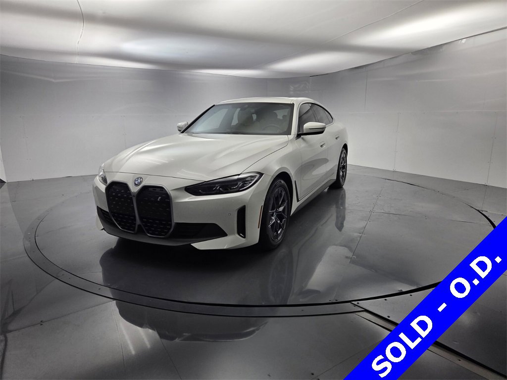 Certified 2023 BMW i4 eDrive35 w/ Premium Package image 3