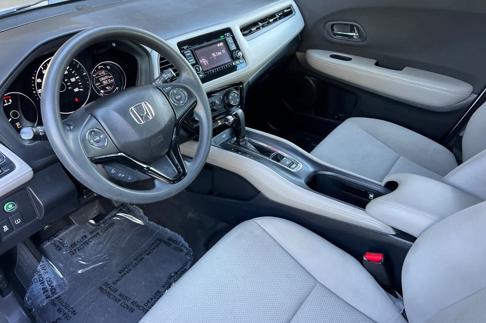 Used 2019 Honda HR-V LX image 11