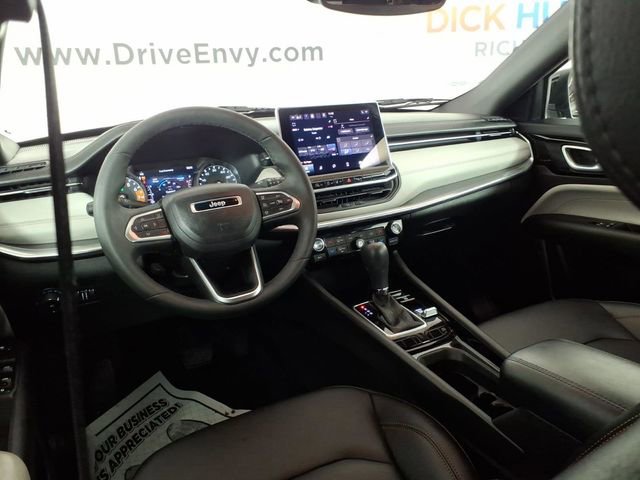 Used 2024 Jeep Compass Limited image 10