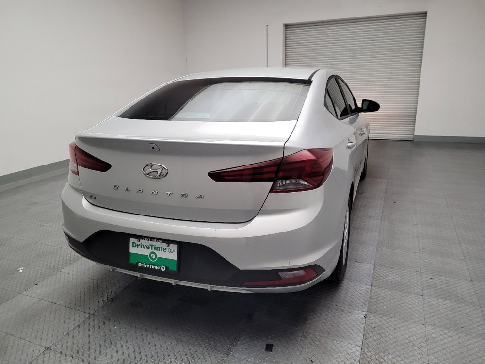 Used 2019 Hyundai Elantra SE image 7