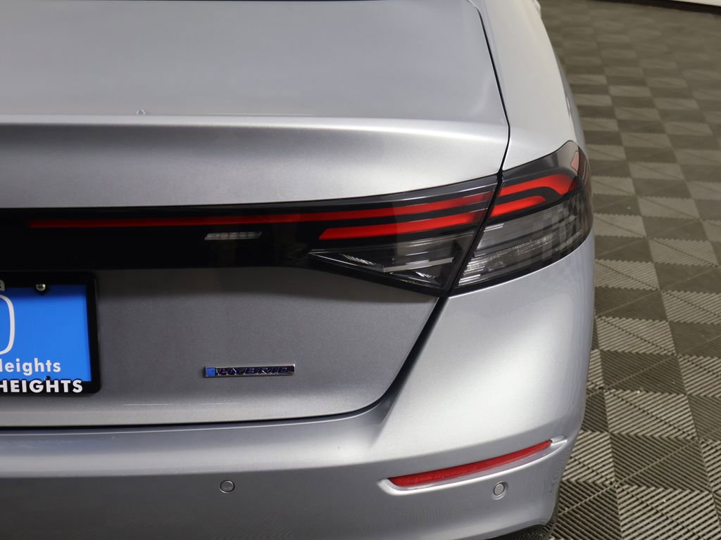 Used 2025 Honda Accord EX-L image 16