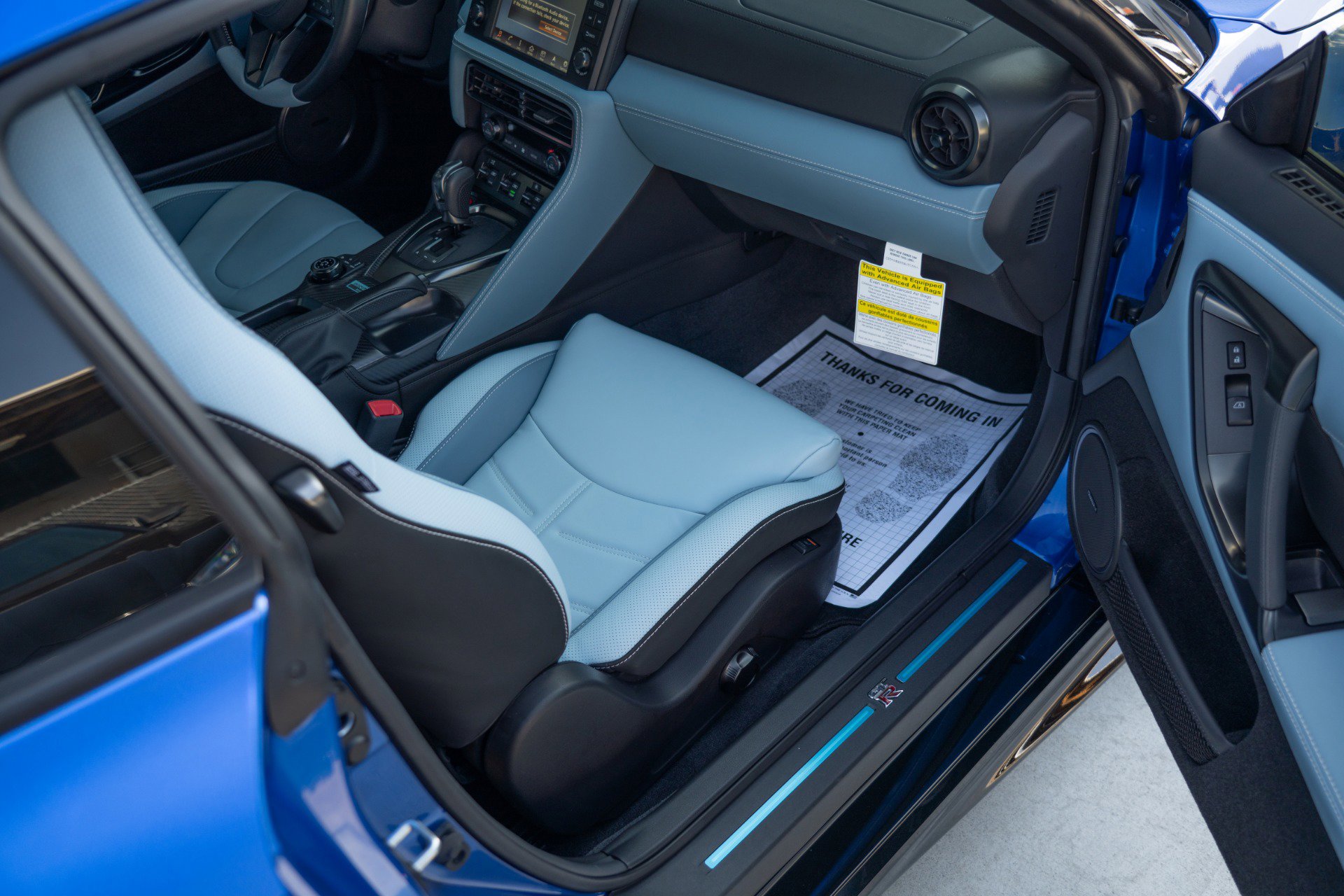 Used 2024 Nissan GT-R w/ Floor Mat Package image 35