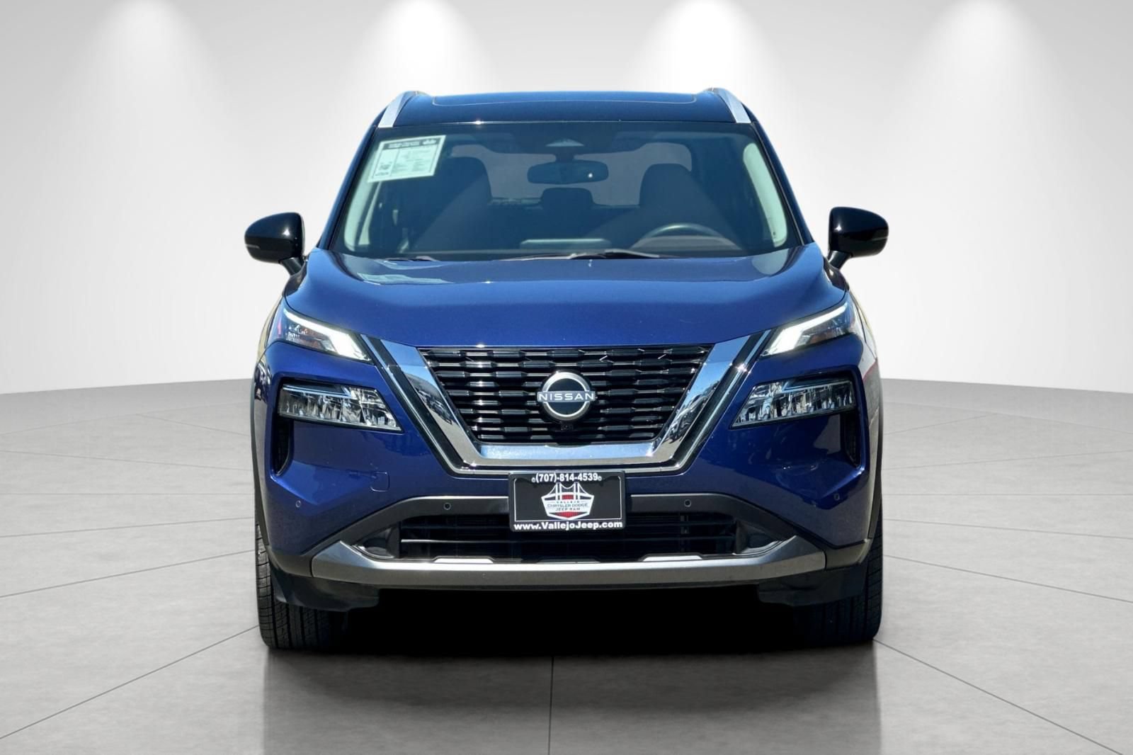 Used 2023 Nissan Rogue SL w/ SL Premium Package FWD image 9