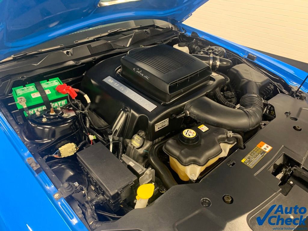 Used 2010 Ford Mustang GT image 28