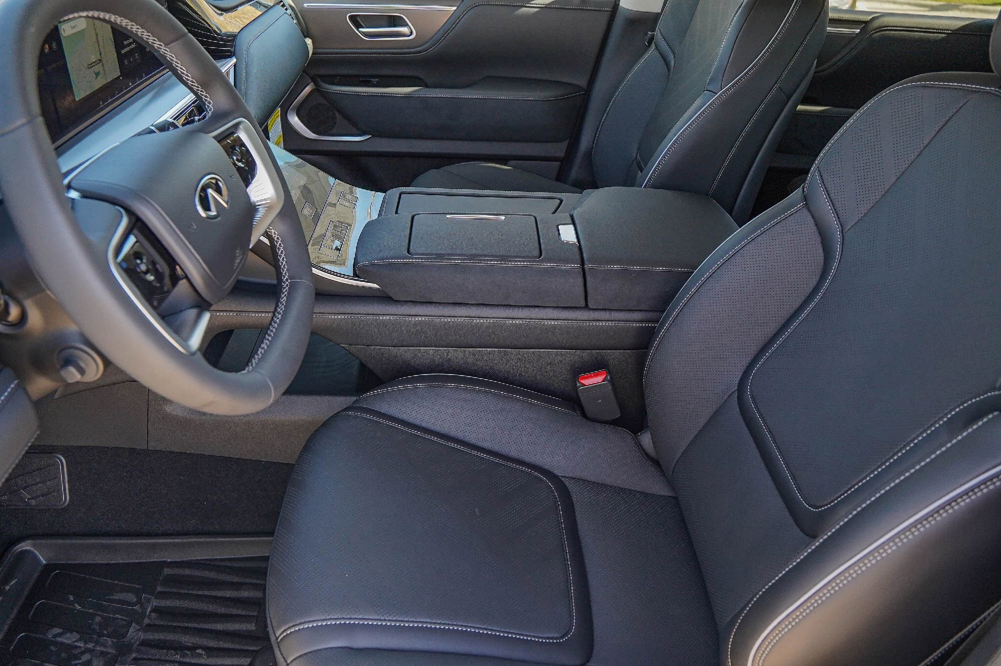 New 2026 INFINITI QX80 Luxe w/ Exterior Package image 9