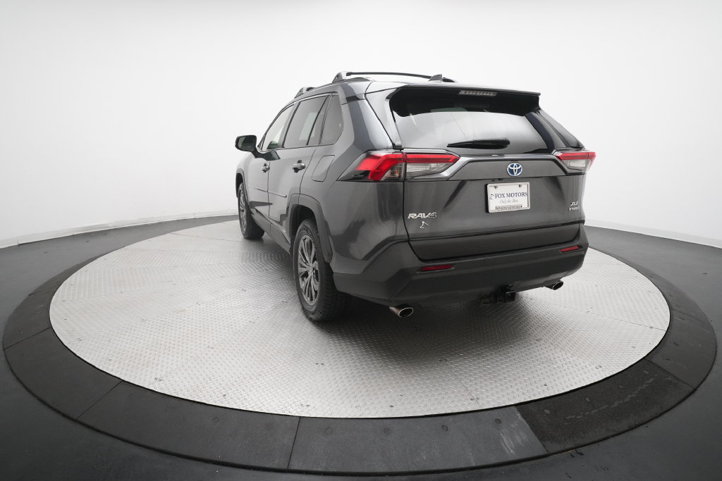 Used 2022 Toyota RAV4 XLE Premium AWD/4WD image 34