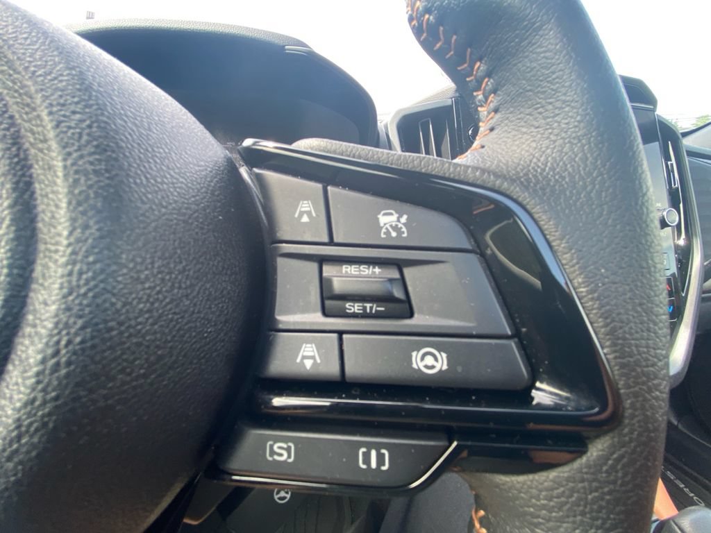 Used 2025 Subaru Forester Touring w/ Popular Package - Touring AWD/4WD image 19