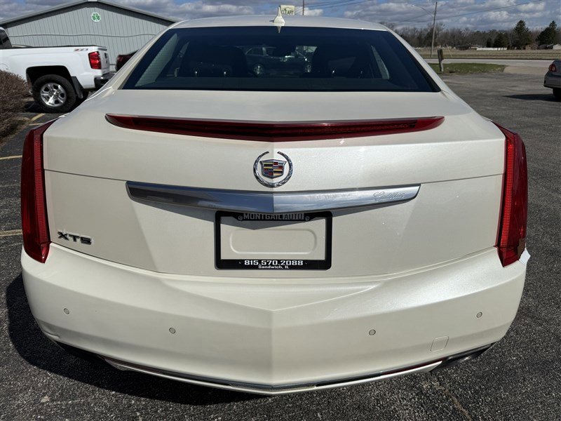 Used 2013 Cadillac XTS Premium image 4