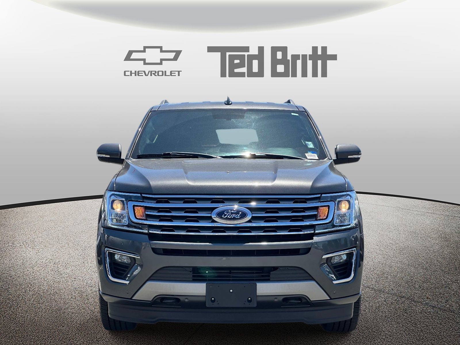 Used 2019 Ford Expedition Max Limited AWD/4WD image 2