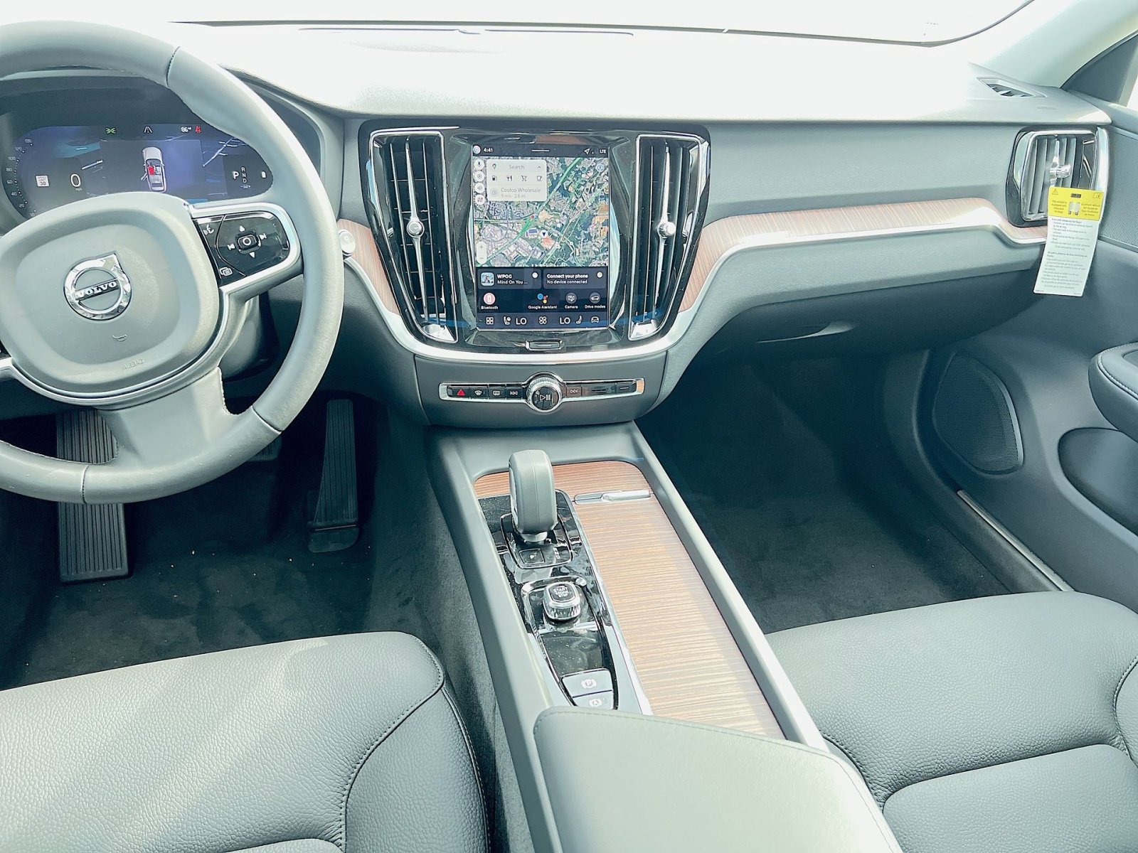 New 2026 Volvo V60 B5 Cross Country Plus w/ Protection Package Premier image 23