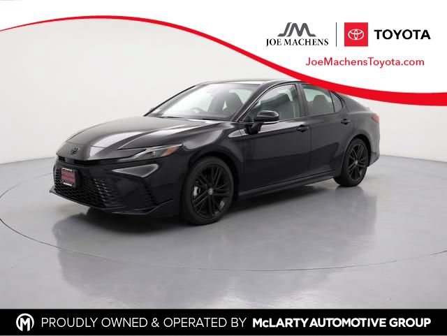 Used 2026 Toyota Camry Hybrid w/ Convenience Package