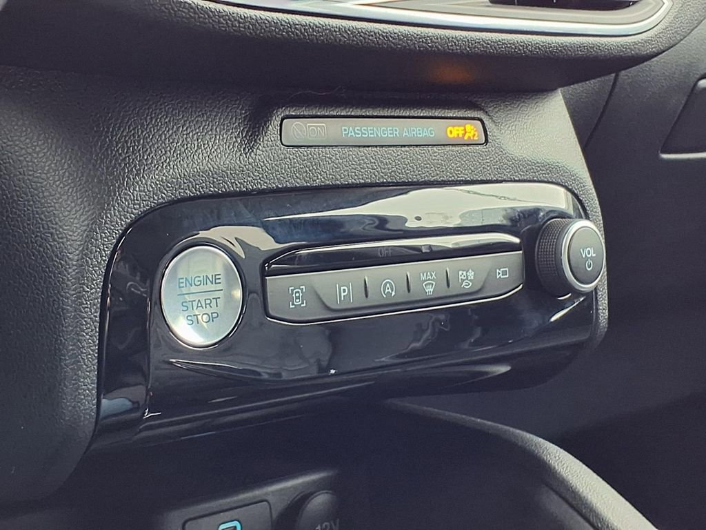 Used 2023 Ford Escape Platinum w/ Premium Technology Package image 14