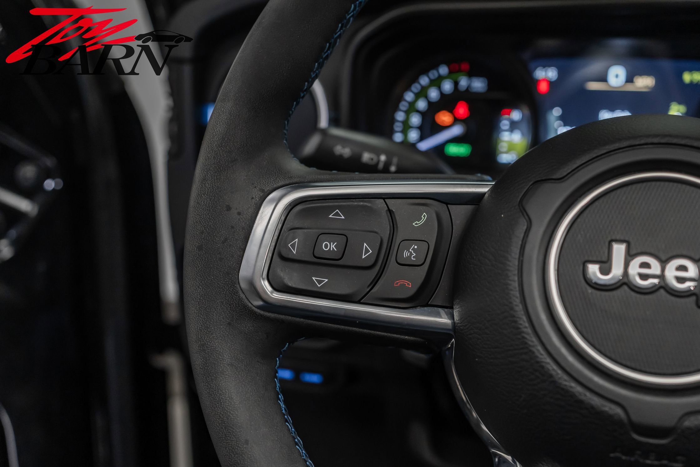 Used 2024 Jeep Wrangler High Altitude image 32