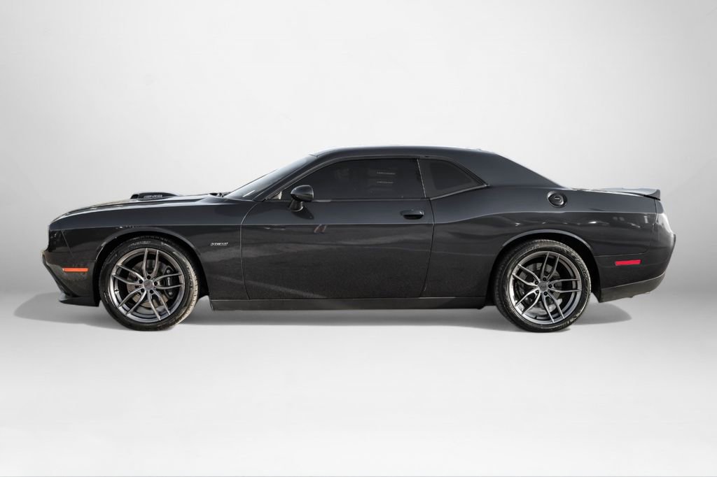 Used 2018 Dodge Challenger R/T Plus image 8