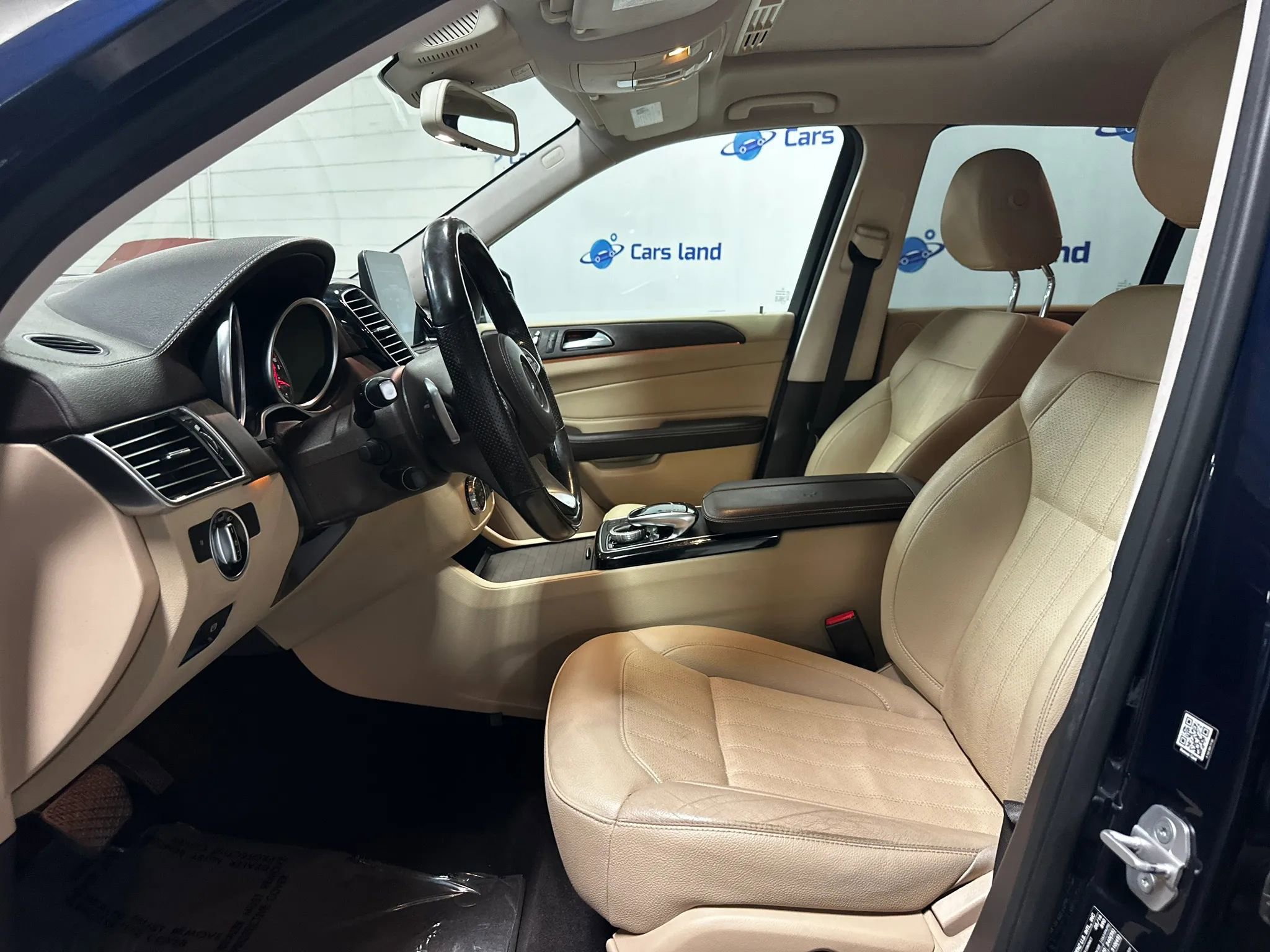 Used 2017 Mercedes-Benz GLS 450 4MATIC image 10