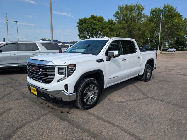 Used 2026 GMC Sierra 1500 SLT AWD/4WD image 4