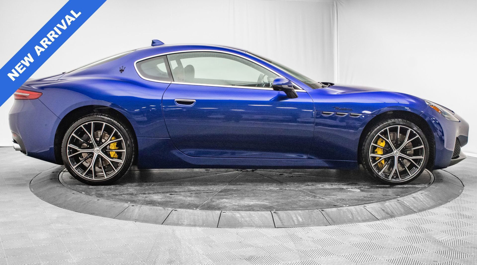 Used 2024 Maserati GranTurismo Modena image 10