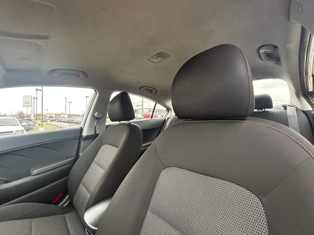 Used 2018 Kia Forte LX image 13