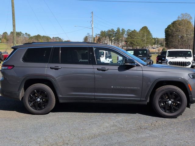 Used 2022 Jeep Grand Cherokee L Limited image 9