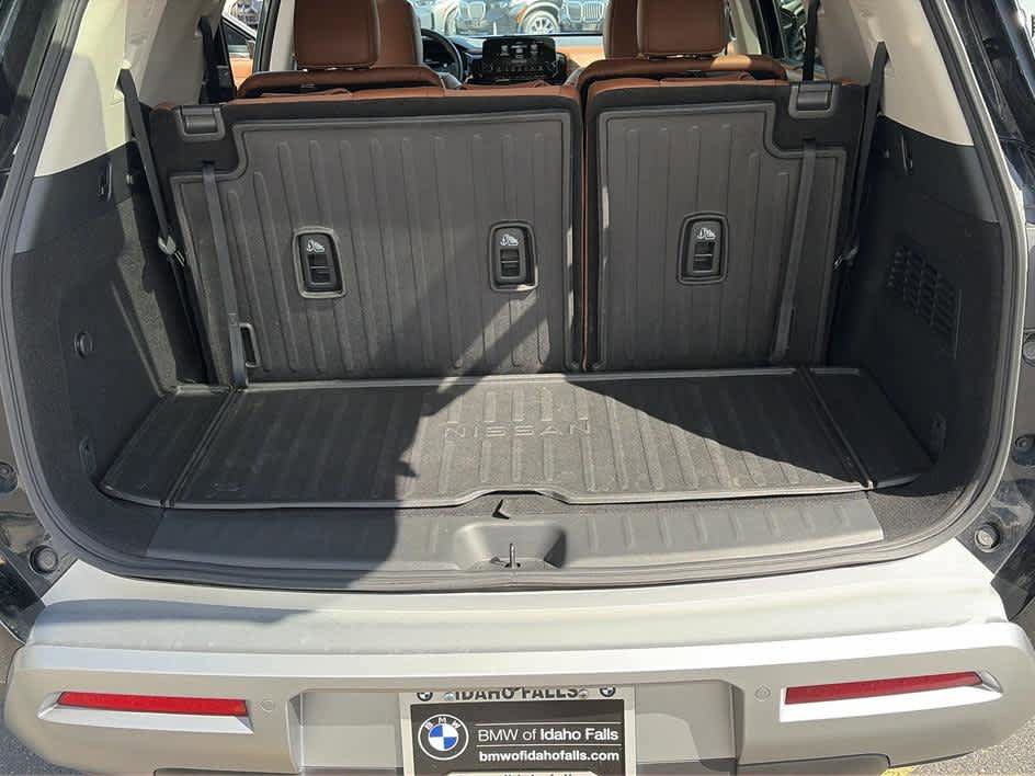 Used 2024 Nissan Pathfinder Platinum AWD/4WD image 20