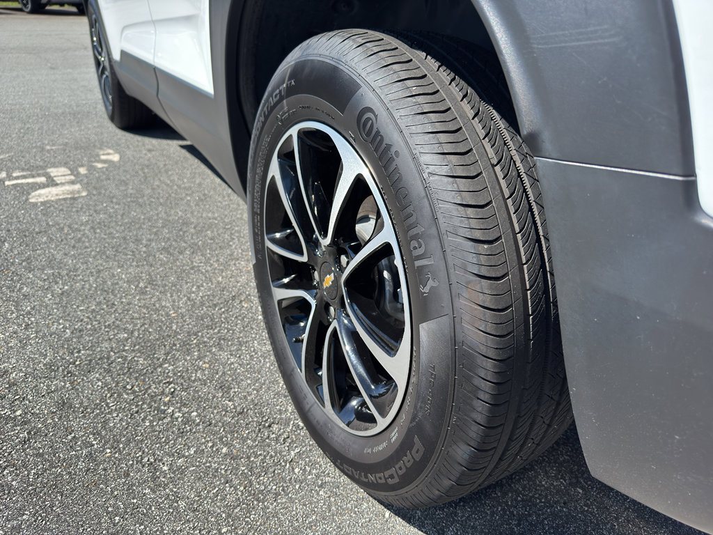 Used 2025 Chevrolet TrailBlazer LT image 11