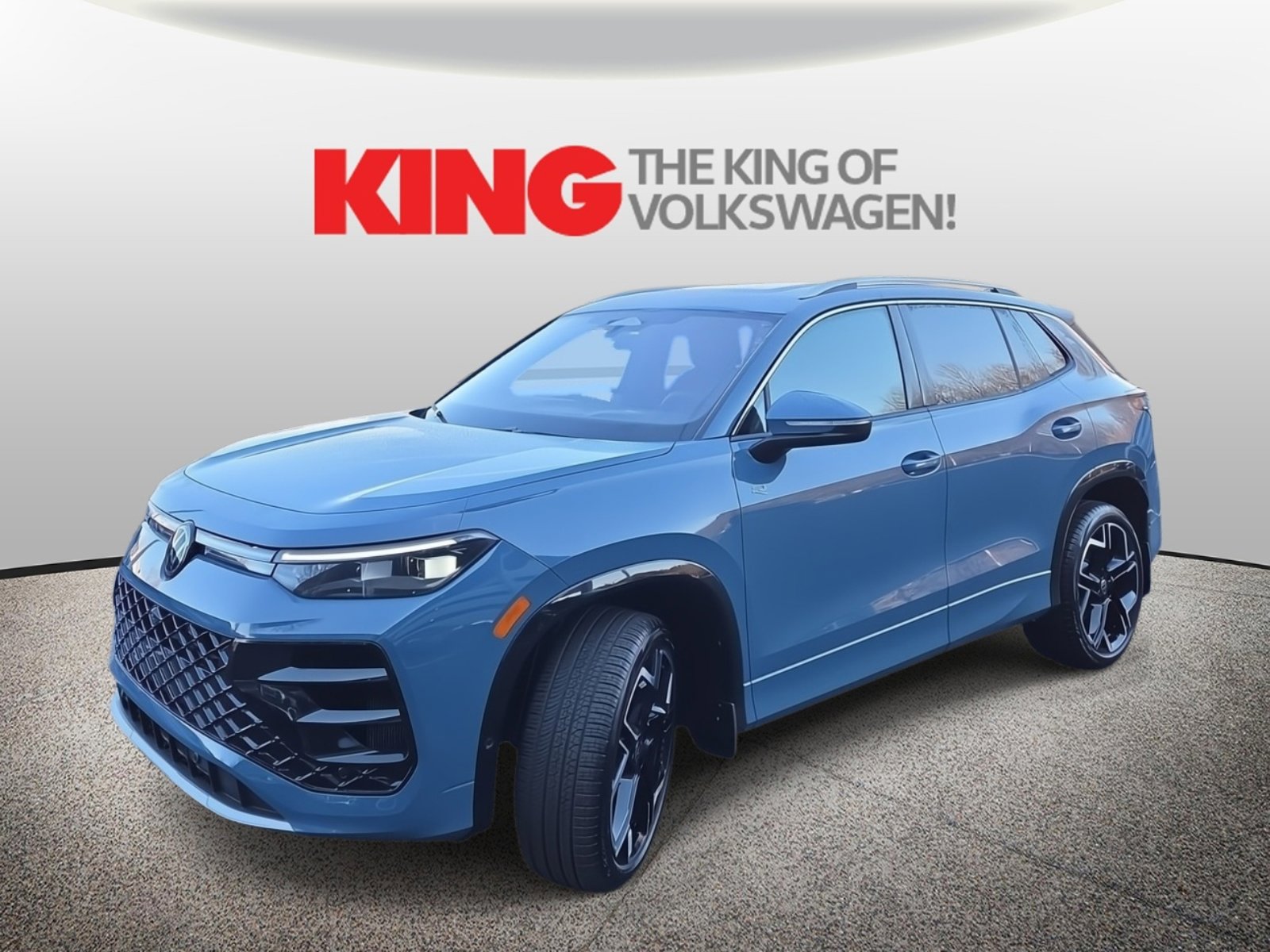 New 2026 Volkswagen Tiguan SEL R-Line image 8