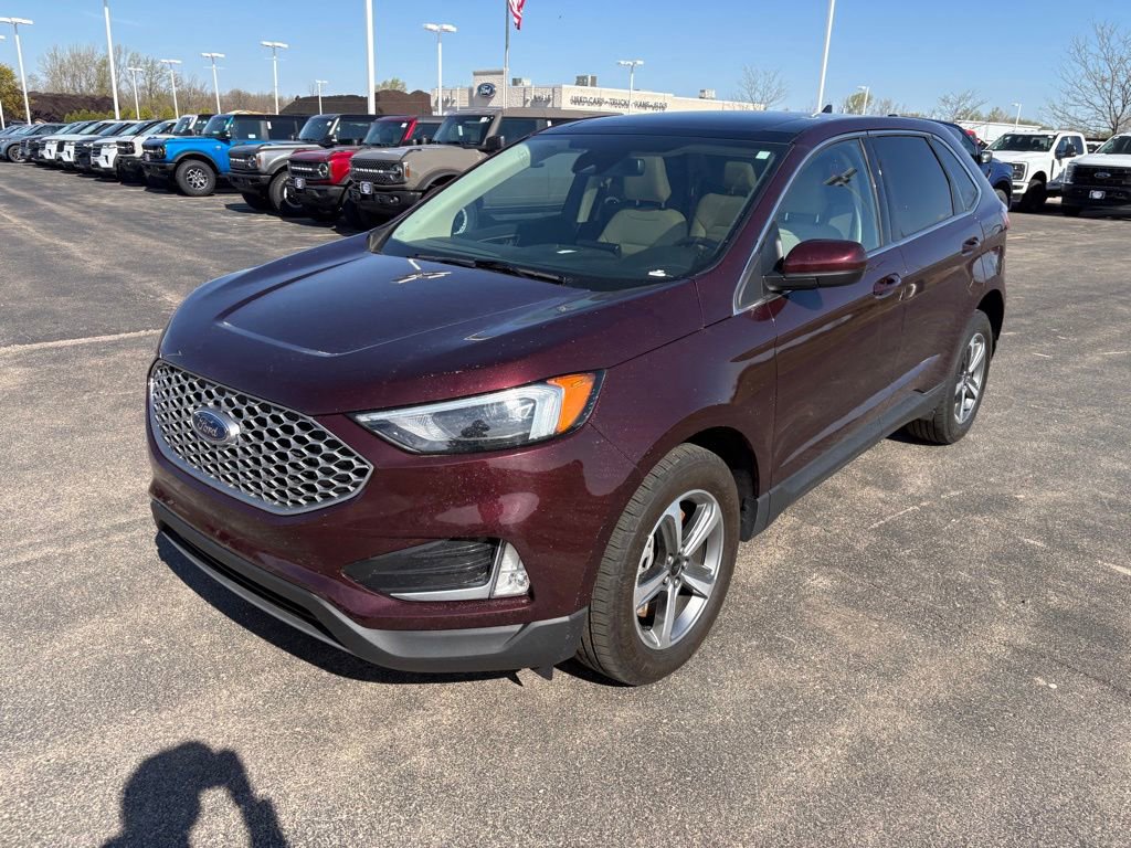 Used 2024 Ford Edge SEL w/ Convenience Package AWD/4WD image 6